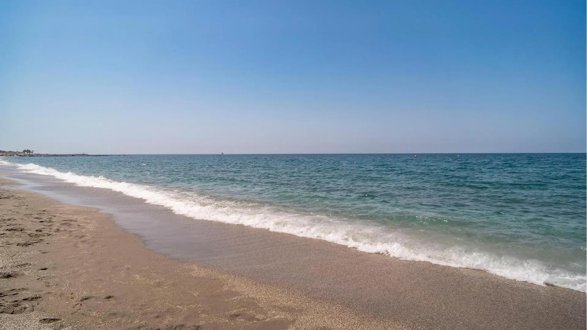 Apartamento Paseo Maritimo Almería Daire